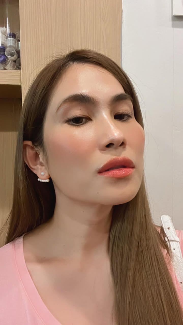 ลิปกลอส 4U2 มงลงปังแบบสาวอุ้ม มิสแกรนด์ 2023 รูปที่ 2
