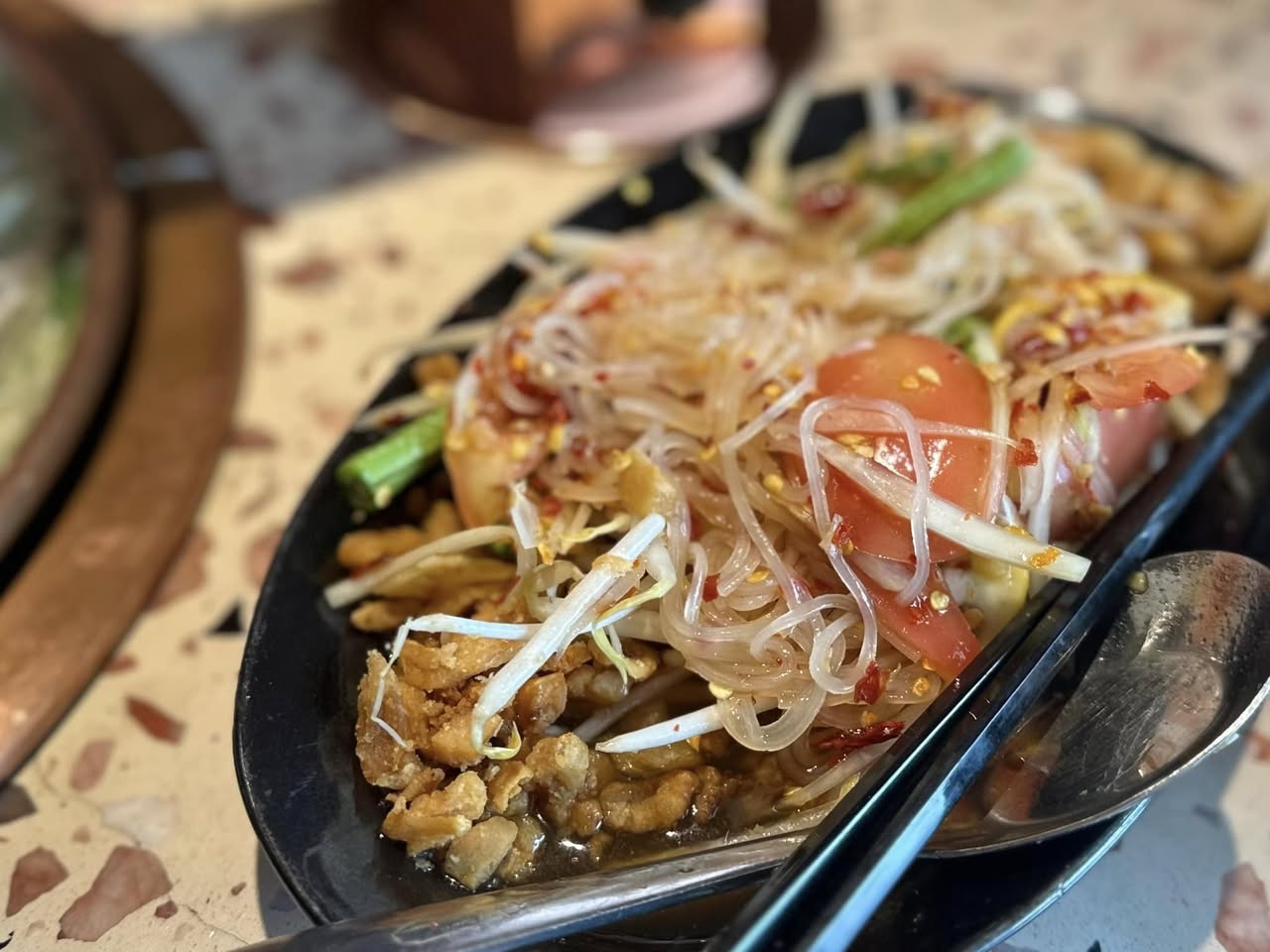 หมูกะทะ ชิ้นโบแดง ตามกระแสไปลองด้วยตัวเอง รูปที่ 2