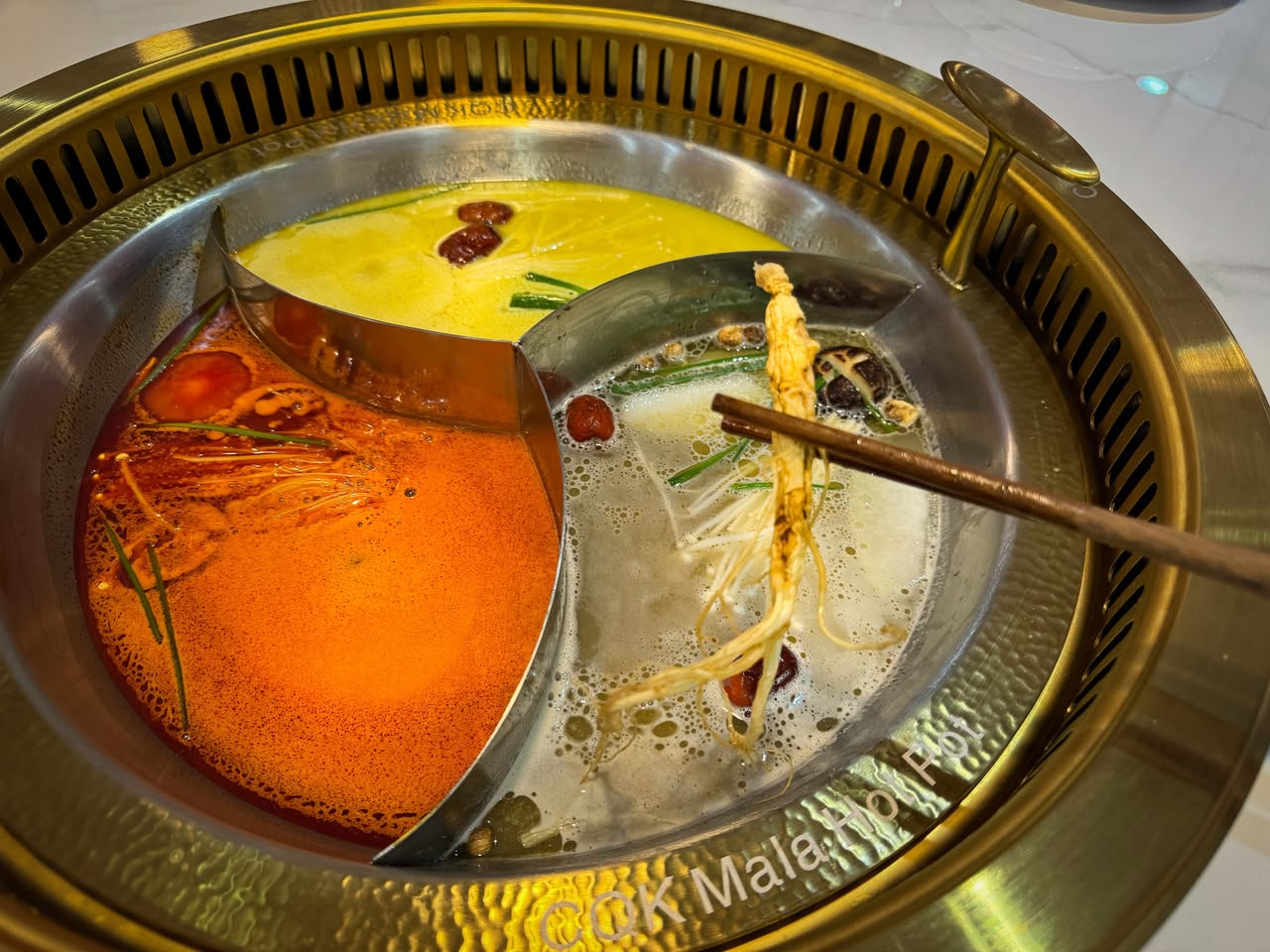 CQK MALA HOTPOT สาขาใหม่ธีมสีชมพู เอกมัยทองหล่อ รูปที่ 1
