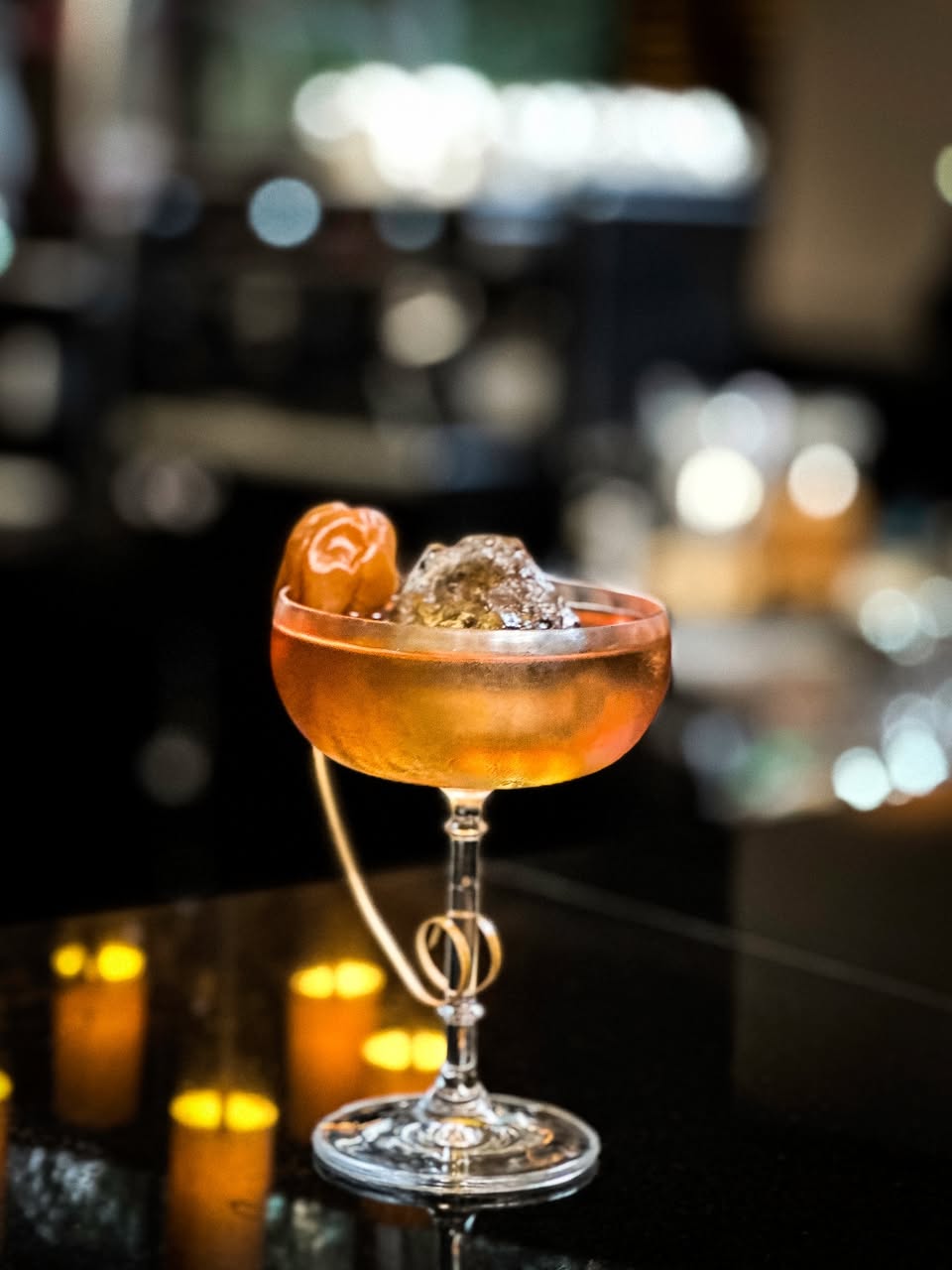 Diplomat Bar Conrad Bangkok ค็อกเทลชงเข้มข้น รูปที่ 4