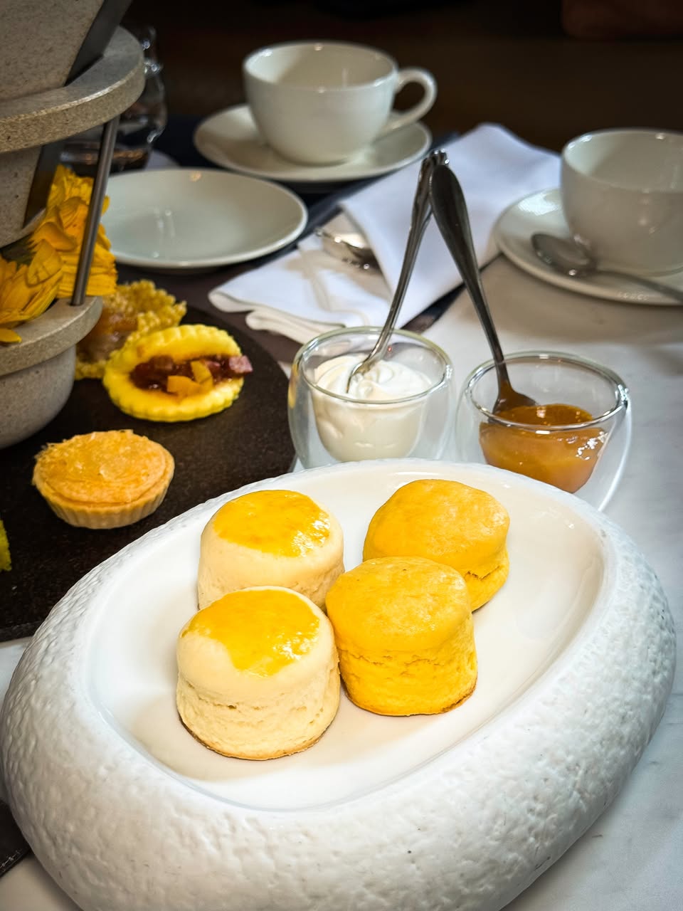 Diplomat Bar เซ็ตน้ำผึ้ง Afternoon Tea ใหม่ รูปที่ 3