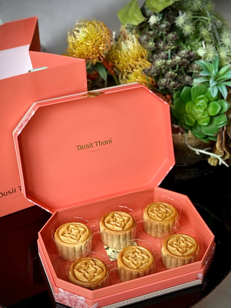 ขนมไหว้พระจันทร์ Dusit Thani Heritage Bloom Collection รูปที่ 4