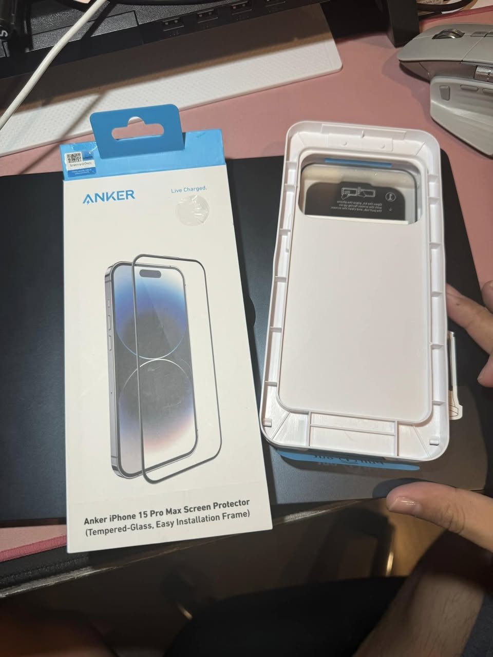 Film กระจกหน้าจอ iPhone ติดง่าย พร้อมอุปกรณ์ รูปที่ 4