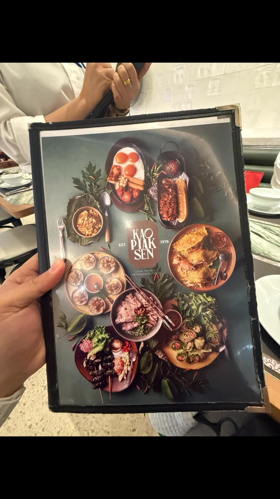KAO.PIAK.SEN BKK ข้าวเปียกเส้นต้นตำรับอุดรธานี ที่ Gaysorn Amarin รูปที่ 1