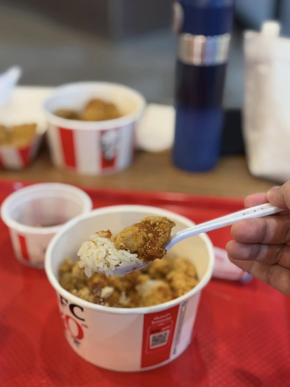 ข้าวมันไก่ลุง KFC ข้าวมันหอม น้ำจิ้มรสจัดจ้าน