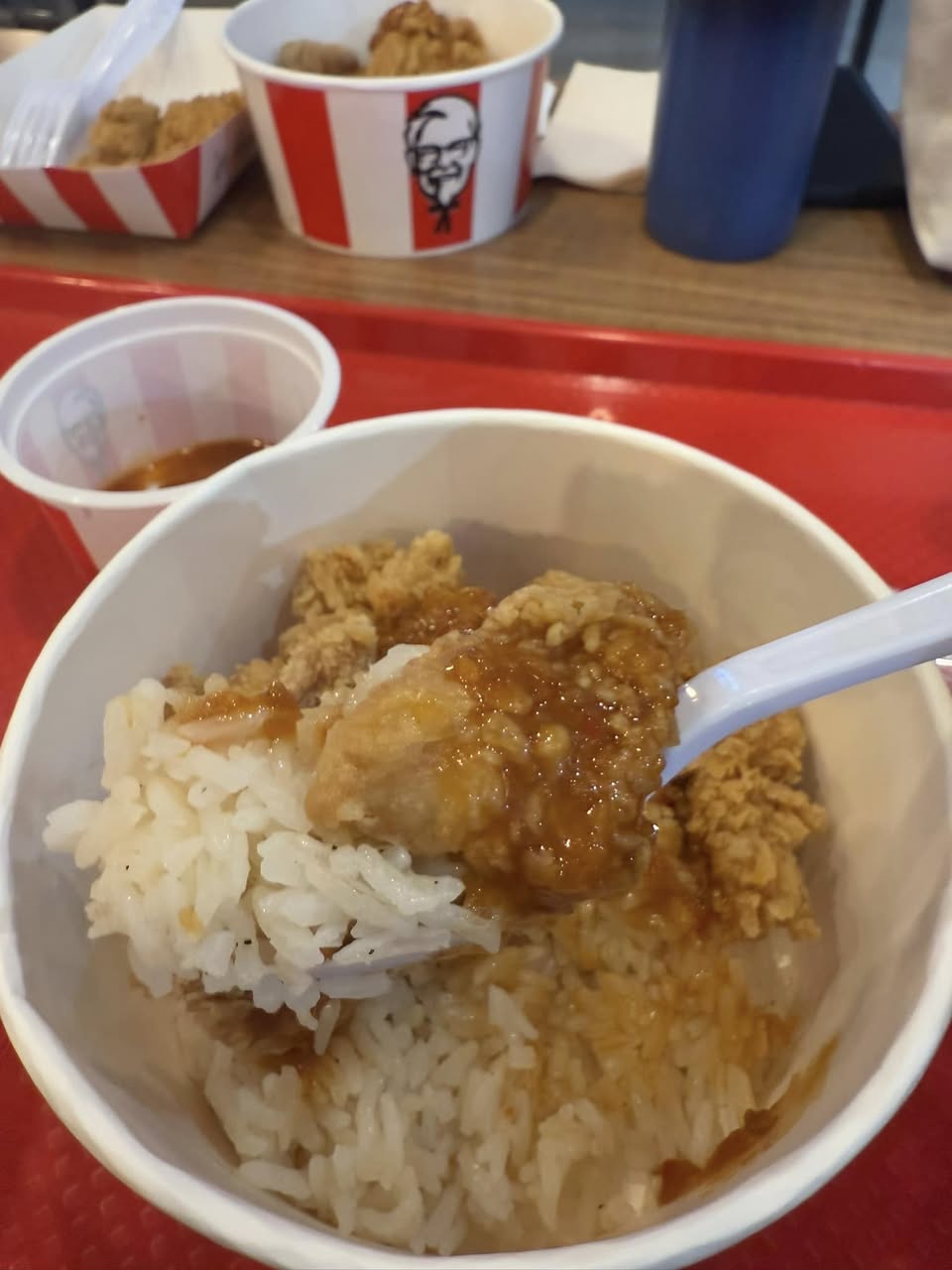 ข้าวมันไก่ลุง KFC ข้าวมันหอม น้ำจิ้มรสจัดจ้าน รูปที่ 1