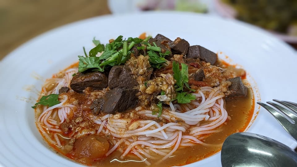 ข้าวซอยแม่สาย เชียงใหม่ ร้านในมิชลินไกด์ รูปที่ 1