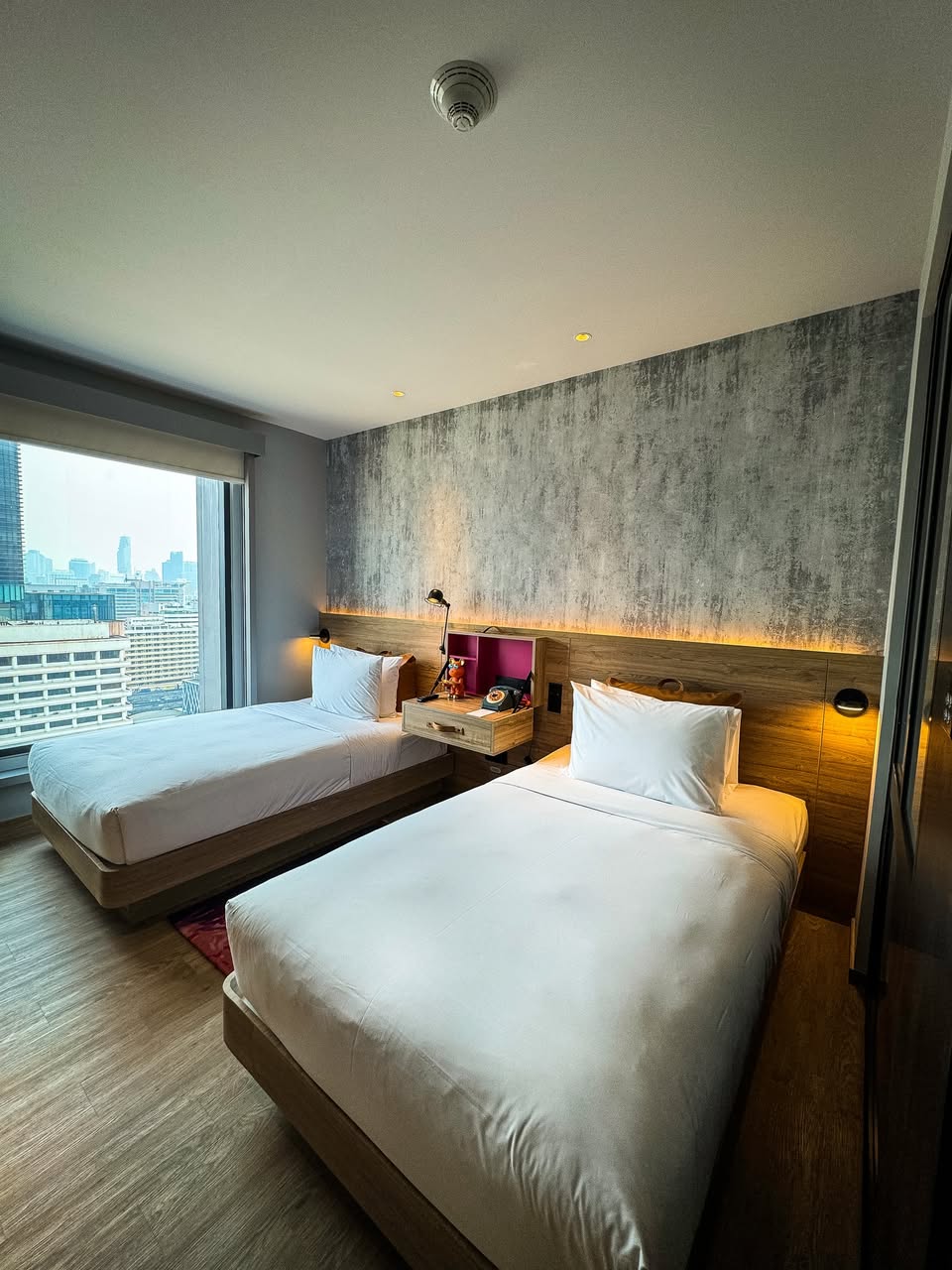 Moxy Bangkok Ratchaprasong โรงแรมใหม่กลางเมือง รูปที่ 1