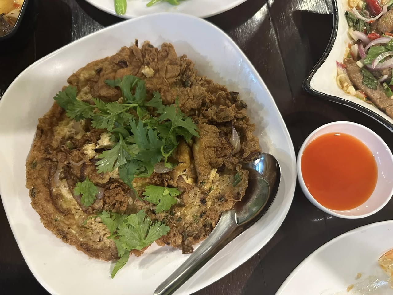 OMYIM CAFE ร้านตามสั่ง ส้มตำ กาแฟ ซอยสุทธิสาร รูปที่ 2