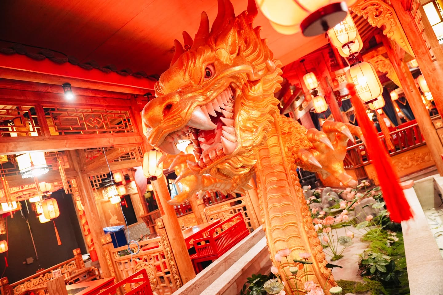 SHU DAXIA หม้อไฟหัวมังกร สาขา MBK รูปที่ 1