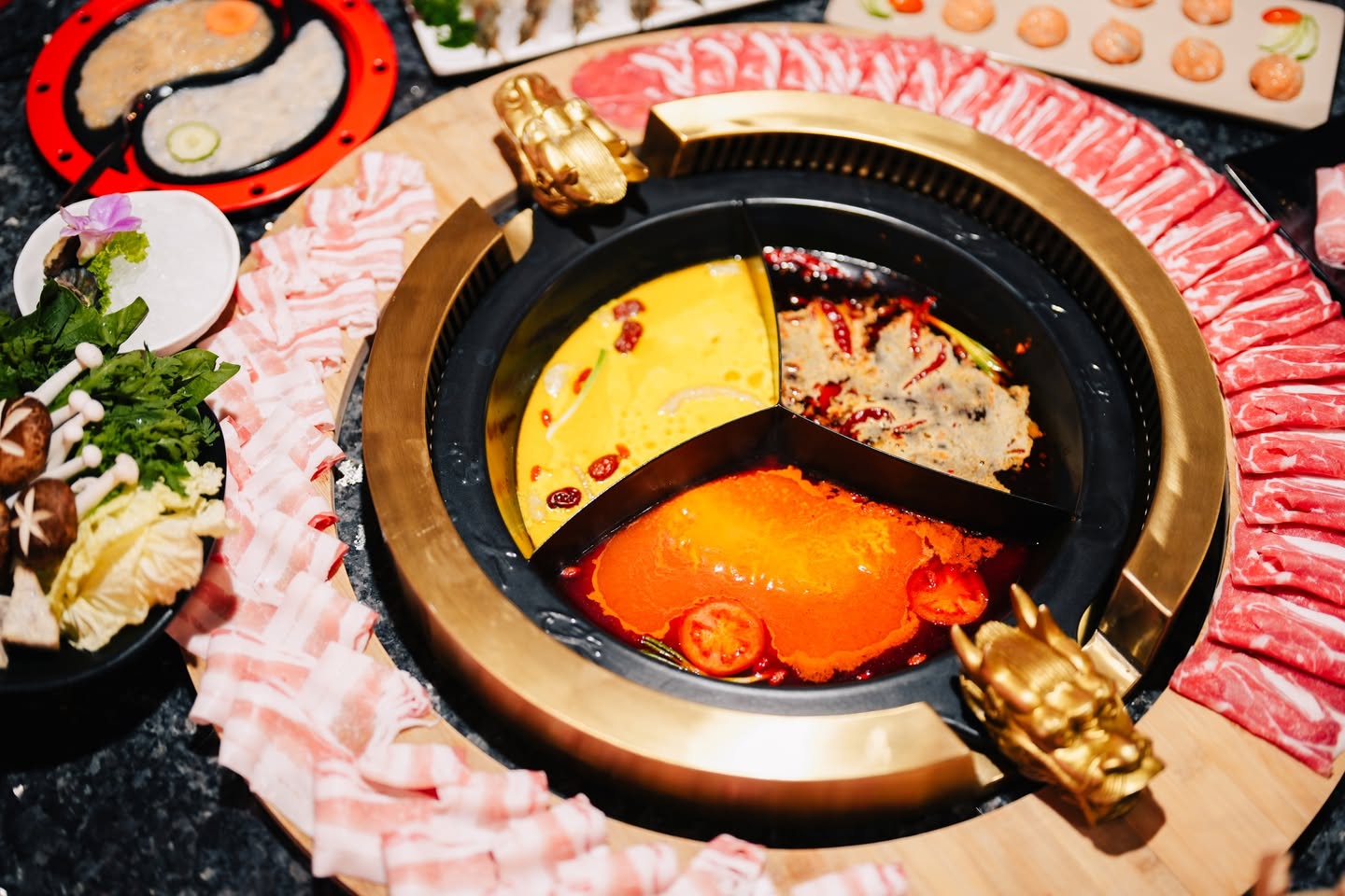 SHU DAXIA หม้อไฟหัวมังกร สาขา MBK รูปที่ 3