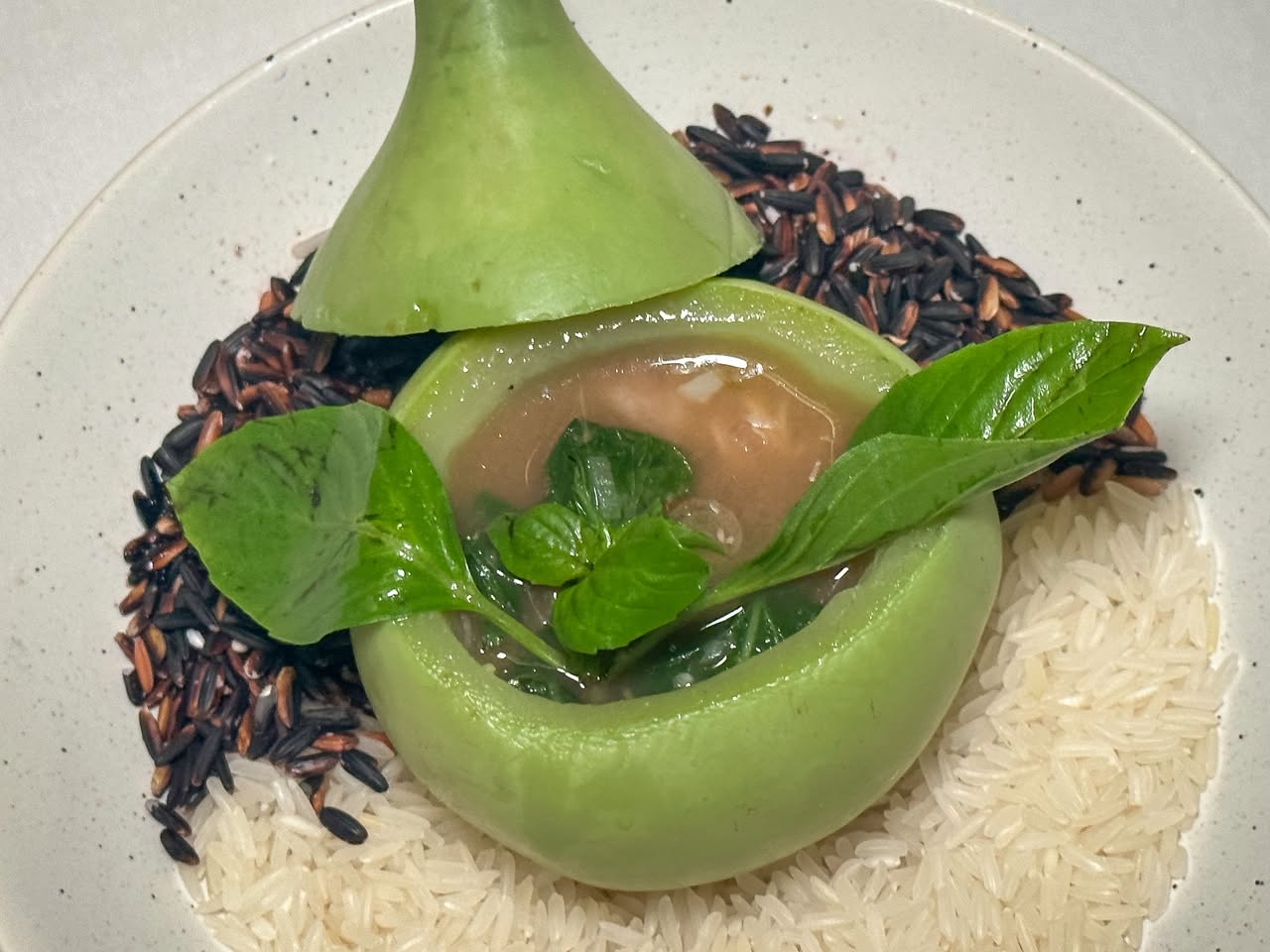 Vela Bhirom Fine Dining ไทย ที่ Villa Deva Resort สาทร รูปที่ 4